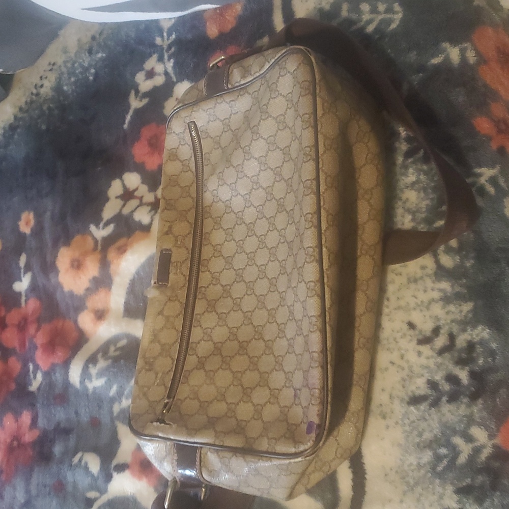 Authentic Large Gucci Crossbody Bag